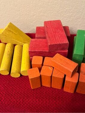 1976 Vintage Wooden Building Block Set - Red, Orange, Yellow, Green